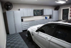 Saber Upper Cabinet 22 Saber Upper Cabinet -Workshop Tools Shop 0U9A4958 bfacfe92 8d4c 4923 a94e 8b6786729136