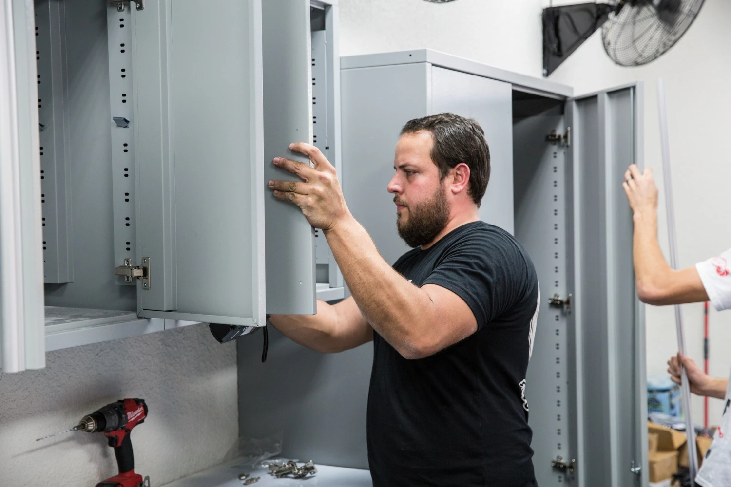 Saber Upper Cabinet 6 Saber Upper Cabinet - Image 6