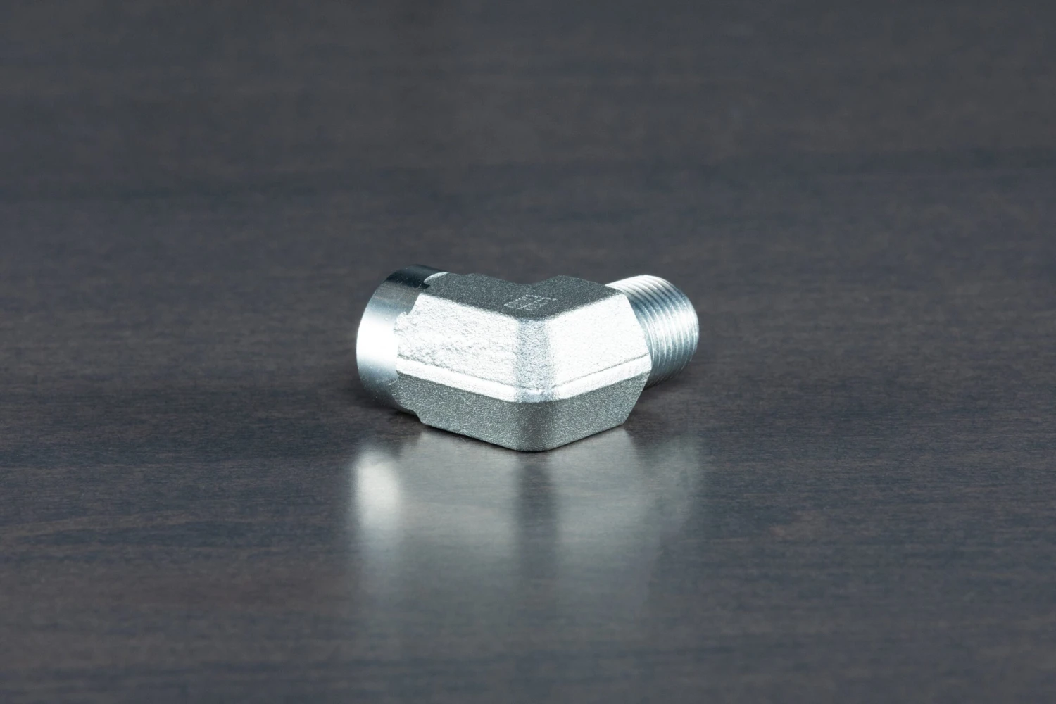 Stainless Steel 3/8" NPT 90° Elbow 4 Stainless Steel 3/8" NPT 90° Elbow - Image 4