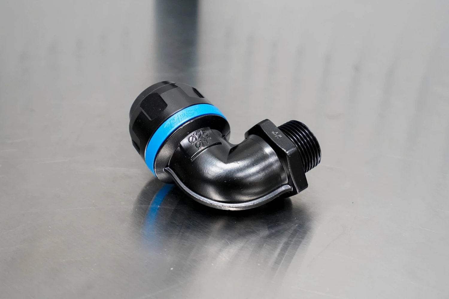 Prevost 90 Degree 3/4" NPT (Male) Elbow For 1" Pipe