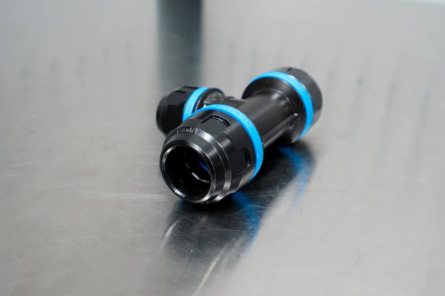 Prevost 3/4" To 1" Pipe Branch Tee 3 Prevost 3/4" To 1" Pipe Branch Tee - Image 3