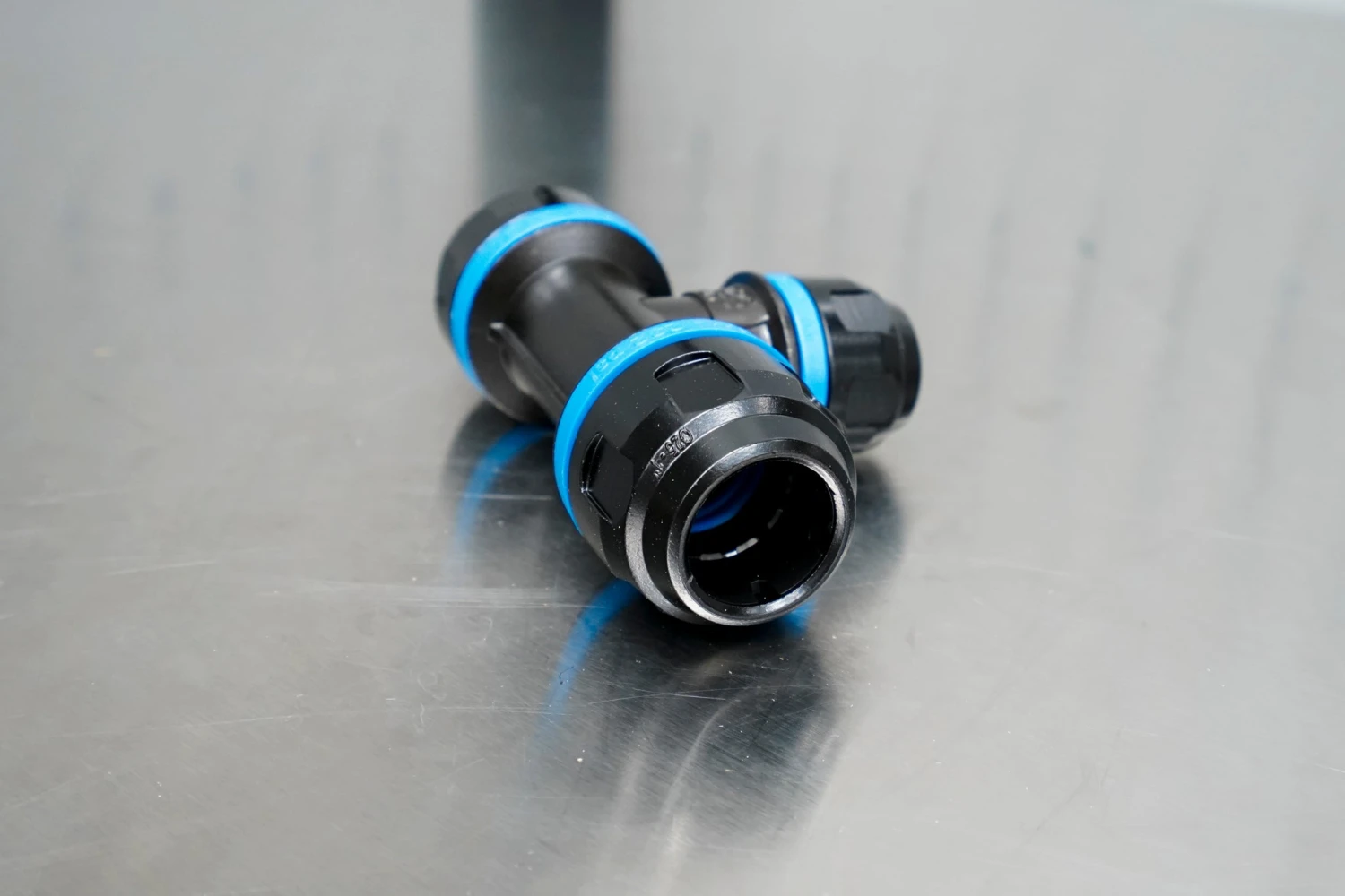 Prevost 3/4" To 1" Pipe Branch Tee 4 Prevost 3/4" To 1" Pipe Branch Tee - Image 4