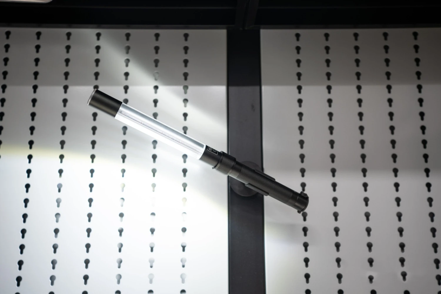 ScanGrip Magnetic Clip Holder 4 ScanGrip Magnetic Clip Holder - Image 4