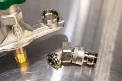 Prier C-108 Hot And Cold Mixing Hose Bibb -Workshop Tools Shop D 0547