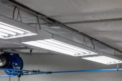 Overhead Lights 25 Overhead Lights -Workshop Tools Shop HQ4A0298