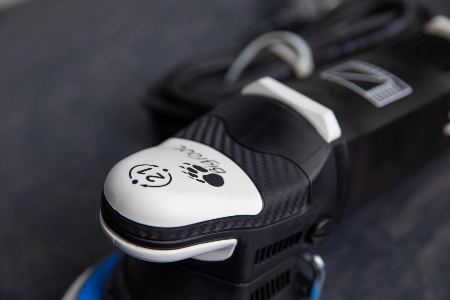 RUPES LHR21 Mark III 6" Random Orbital Polisher 5 RUPES LHR21 Mark III 6" Random Orbital Polisher - Image 5