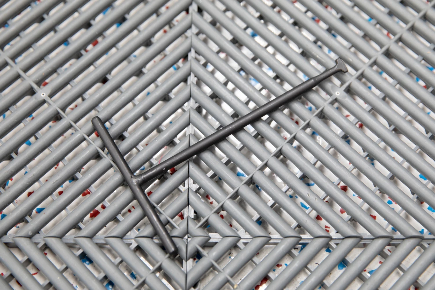 Swisstrax Tile Popper Tool 8 Swisstrax Tile Popper Tool - Image 8