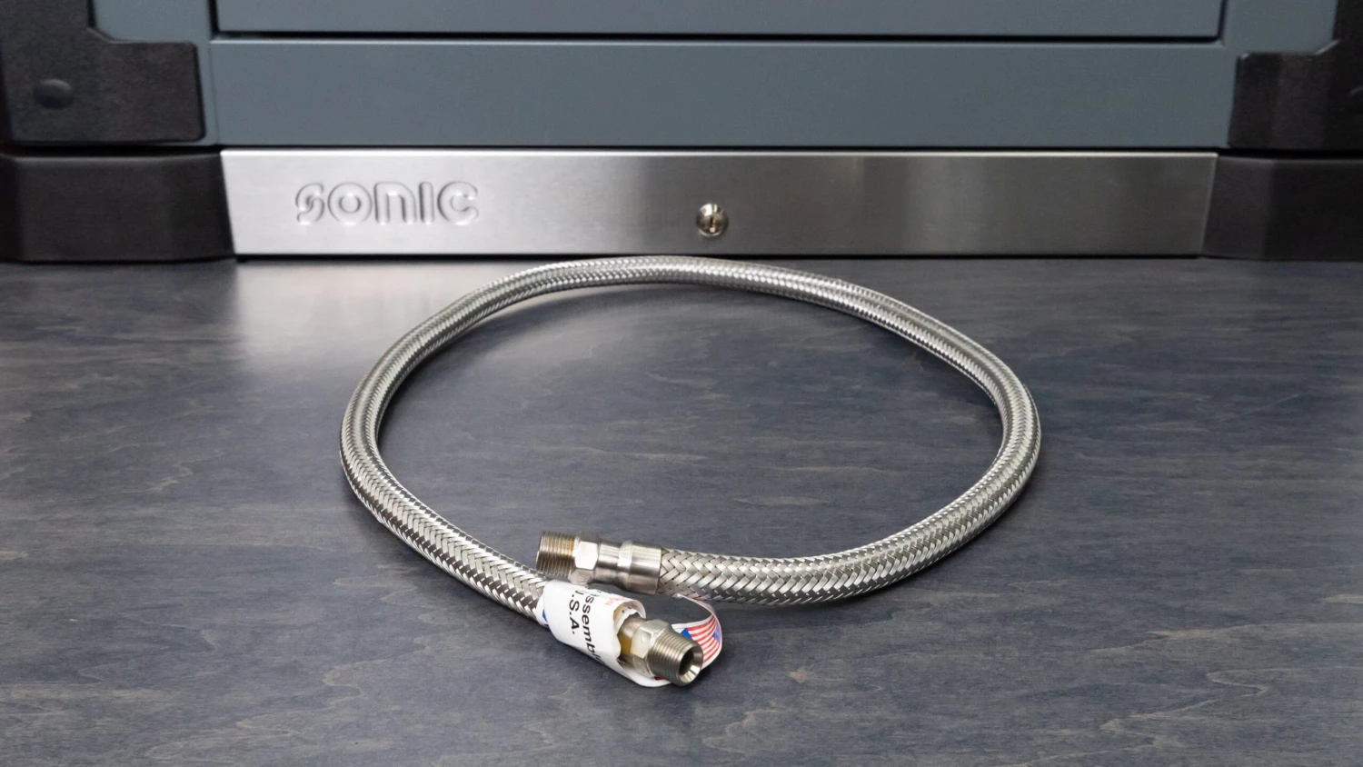 T316 Stainless 3/8" Air Hose 5 T316 Stainless 3/8" Air Hose - Image 5