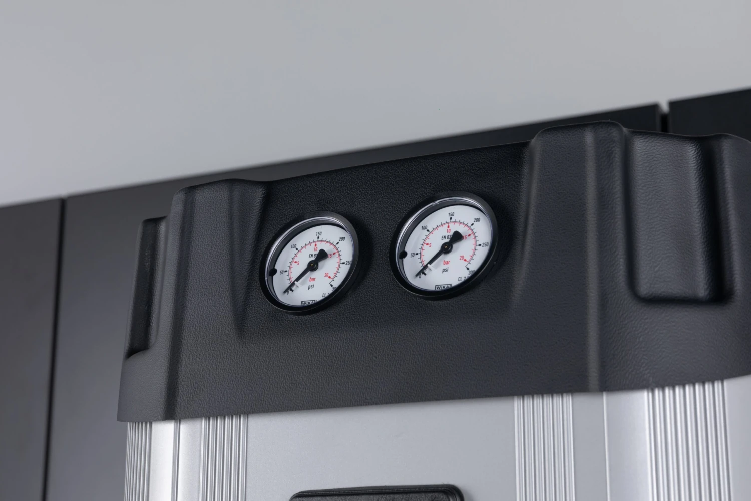 Nano D2 Series Desiccant Air Dryer 8 Nano D2 Series Desiccant Air Dryer - Image 8