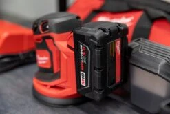 Milwaukee M18™ Random Orbit Sander -Workshop Tools Shop Q4A0134