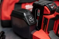 Milwaukee M18™ Random Orbit Sander -Workshop Tools Shop Q4A0136