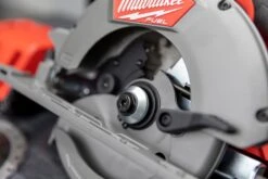 Milwaukee M18™ FUEL™ 6-1/2" Circular Saw 18 Milwaukee M18™ FUEL™ 6-1/2" Circular Saw -Workshop Tools Shop Q4A0162