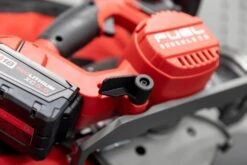 Milwaukee M18™ FUEL™ 6-1/2" Circular Saw 22 Milwaukee M18™ FUEL™ 6-1/2" Circular Saw -Workshop Tools Shop Q4A0167