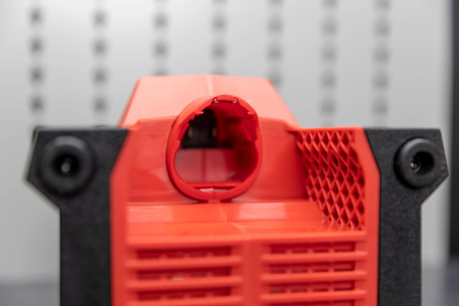 Milwaukee M12™ Compact Inflator 4 Milwaukee M12™ Compact Inflator - Image 4