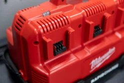 Milwaukee M18™ & M12™ Rapid Charge Station 14 Milwaukee M18™ & M12™ Rapid Charge Station -Workshop Tools Shop Q4A0283
