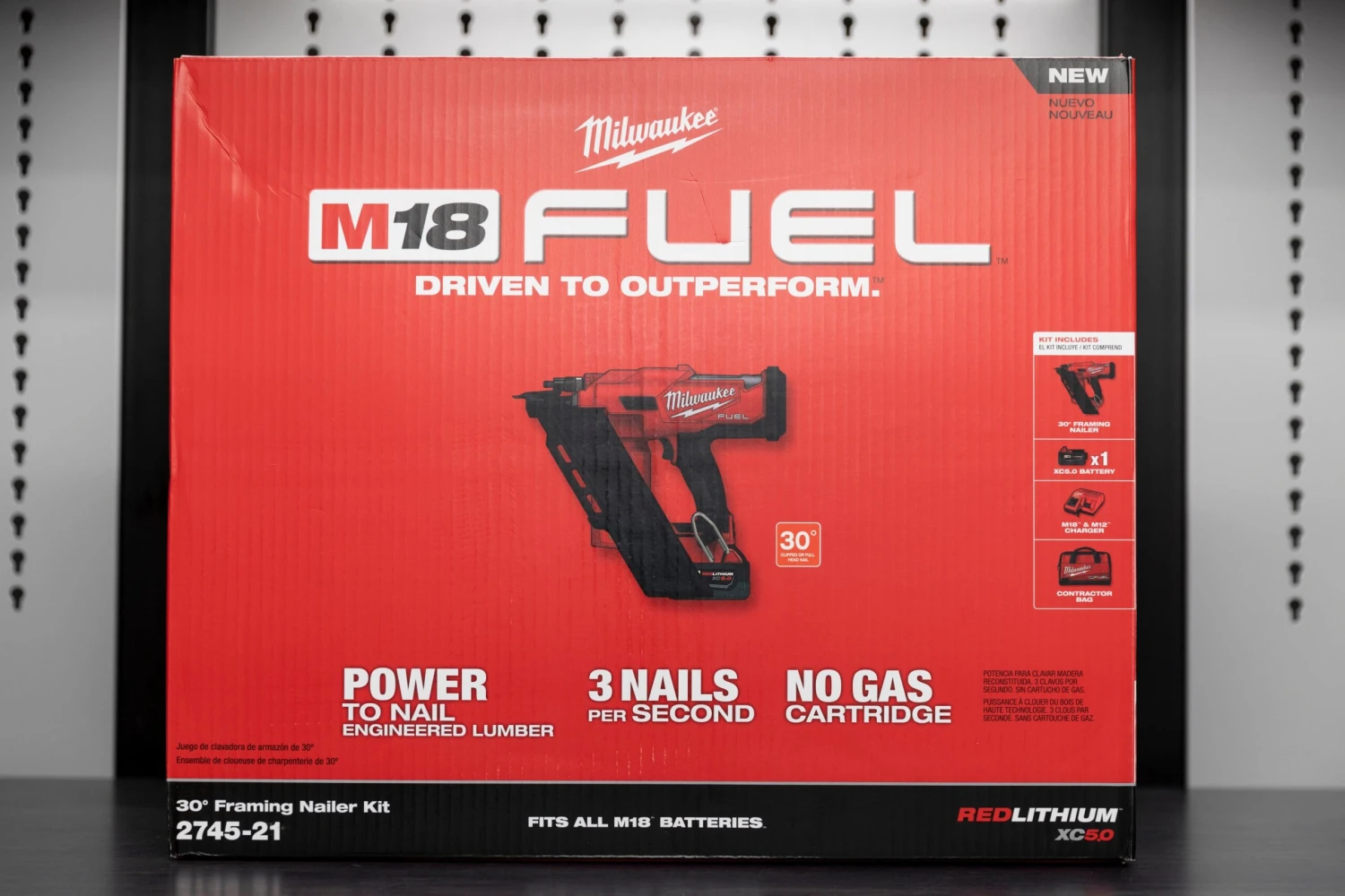 Milwaukee M18 FUEL™ 30 Degree Framing Nailer 2 Milwaukee M18 FUEL™ 30 Degree Framing Nailer - Image 2