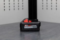 Milwaukee M18™ Batteries: REDLITHIUM™ (2.0 - 12.0) -Workshop Tools Shop Q4A1405 ebf01e92 4bf7 4ab9 ac51 cf2fac9572dc