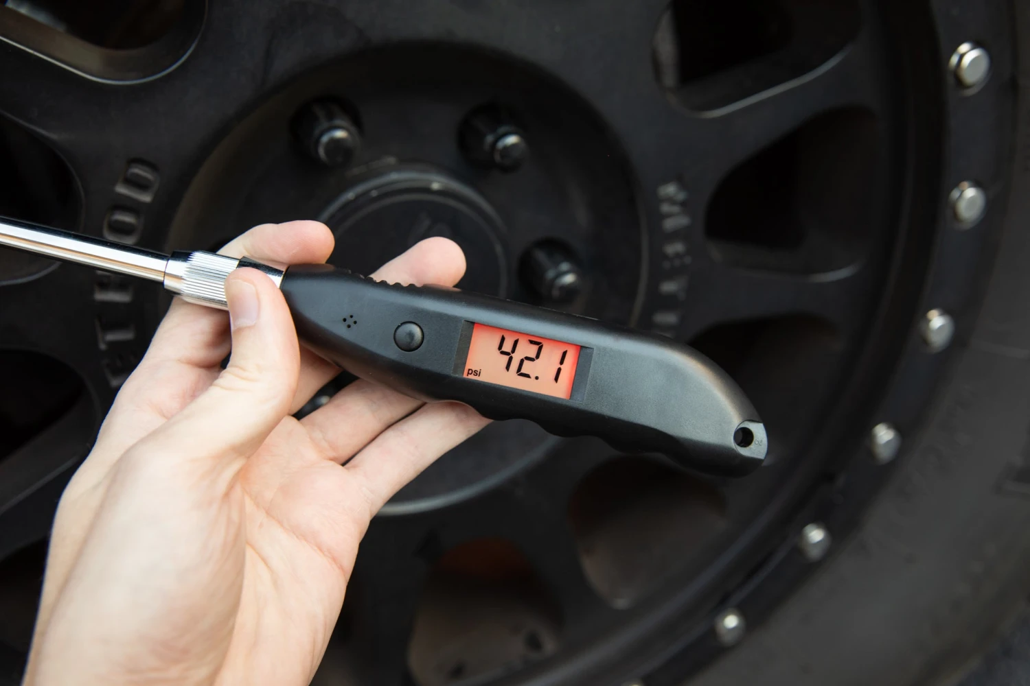 PCL Digital Tire Pressure Gauge 6 PCL Digital Tire Pressure Gauge - Image 6