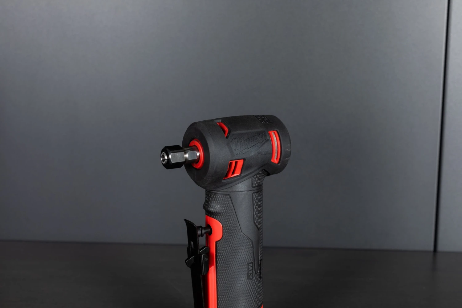 Milwaukee M12™ FUEL™ 1/4" Right Angle Die Grinder 11 Milwaukee M12™ FUEL™ 1/4" Right Angle Die Grinder - Image 11