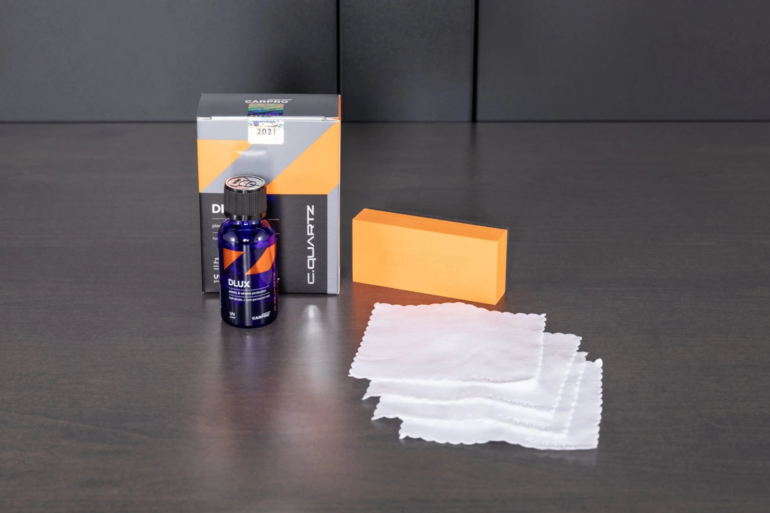 CARPRO DLUX Wheel & Plastic Coating 4 CARPRO DLUX Wheel & Plastic Coating - Image 4