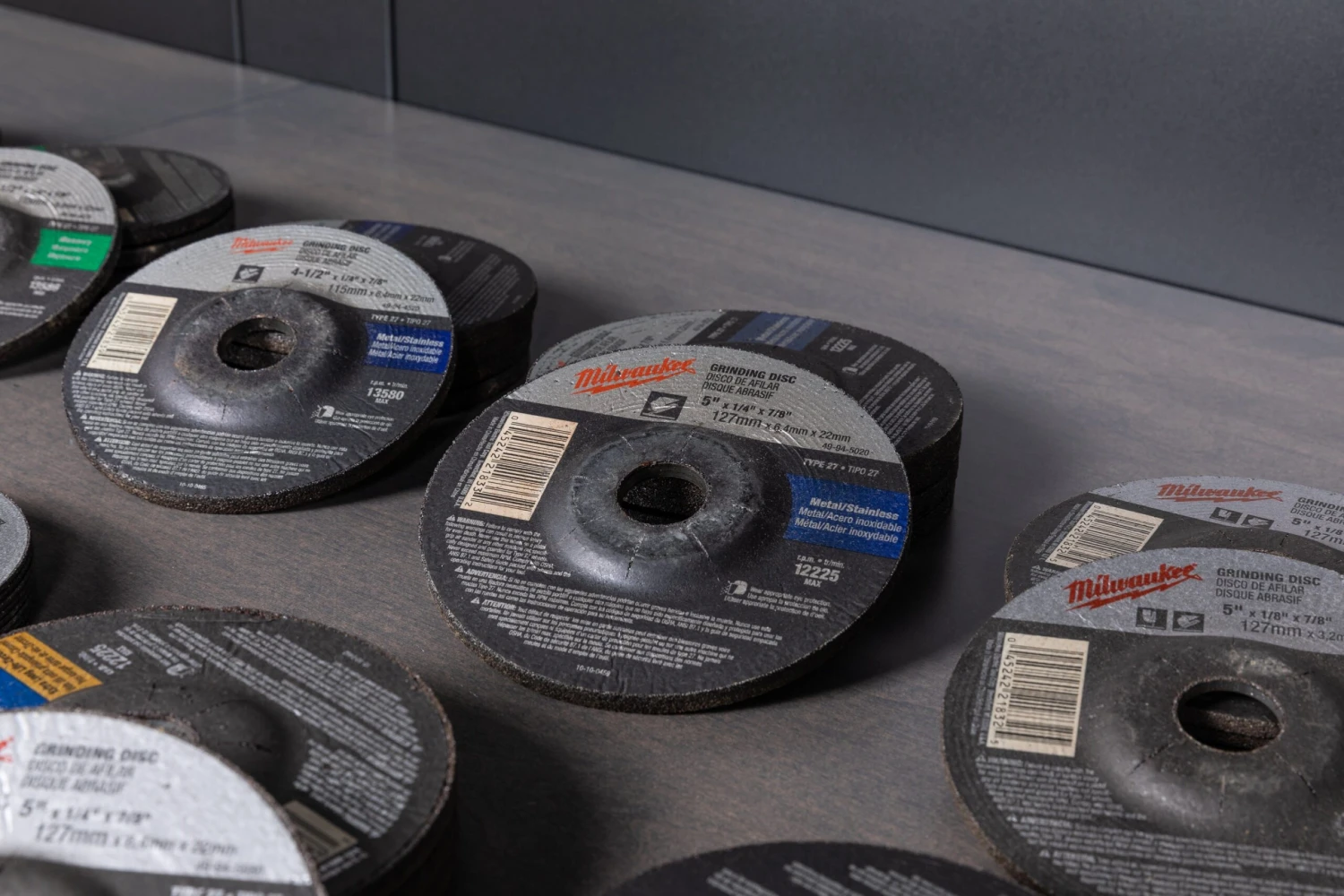 Milwaukee Grinder Accessory Kit 7 Milwaukee Grinder Accessory Kit - Image 7