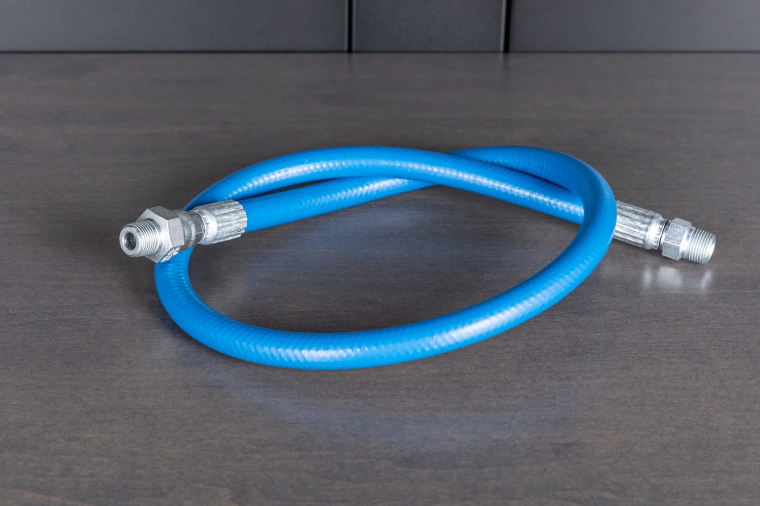 3/8" High-Pressure Jumper Hose V1.0 1 3/8" High-Pressure Jumper Hose V1.0