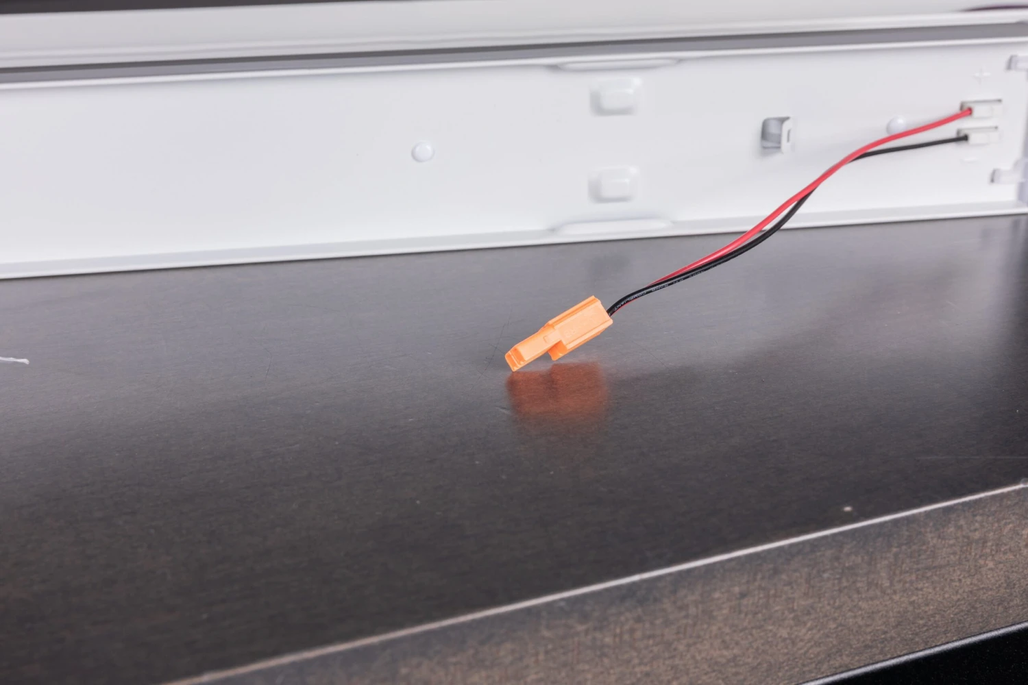 Cree Lighting LS Series Linear Light Fixtures 8 Cree Lighting LS Series Linear Light Fixtures - Image 8