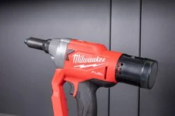 Milwaukee M18 FUEL™ 1/4" Blind Rivet Tool W/ ONE-KEY™ 10 Milwaukee M18 FUEL™ 1/4" Blind Rivet Tool W/ ONE-KEY™ -Workshop Tools Shop Q4A8471