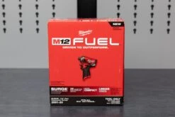Milwaukee M12™ FUEL™ SURGE™ 1/4" Hex Hydraulic Impact Driver 30 Milwaukee M12™ FUEL™ SURGE™ 1/4" Hex Hydraulic Impact Driver -Workshop Tools Shop Q4A9436