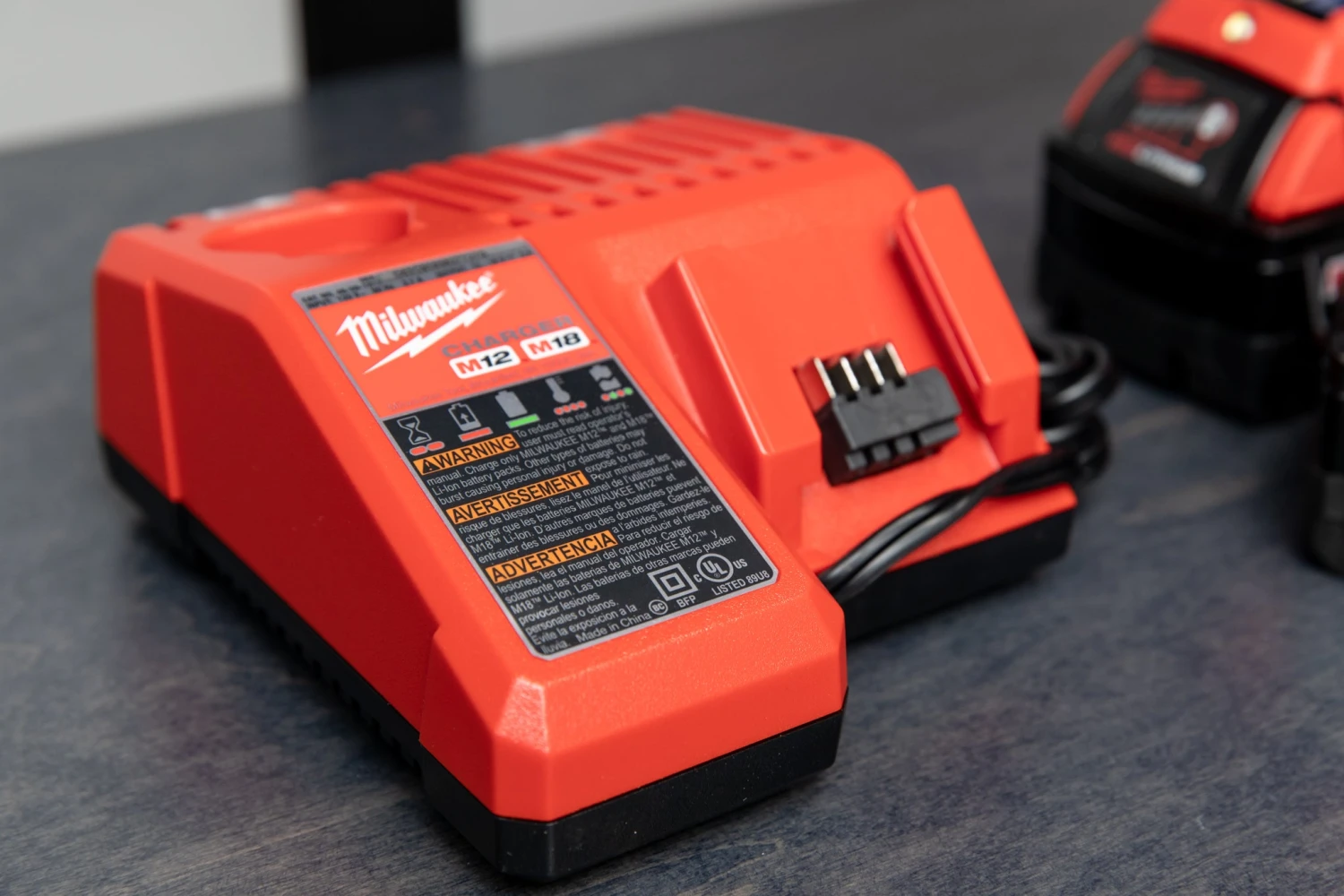 Milwaukee M18™ FUEL™ 1/2” Ext. Anvil Impact Wrench W/ONE-KEY™ 8 Milwaukee M18™ FUEL™ 1/2” Ext. Anvil Impact Wrench W/ONE-KEY™ - Image 8