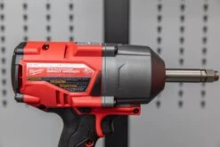 Milwaukee M18™ FUEL™ 1/2” Ext. Anvil Impact Wrench W/ONE-KEY™ 30 Milwaukee M18™ FUEL™ 1/2” Ext. Anvil Impact Wrench W/ONE-KEY™ -Workshop Tools Shop Q4A9519