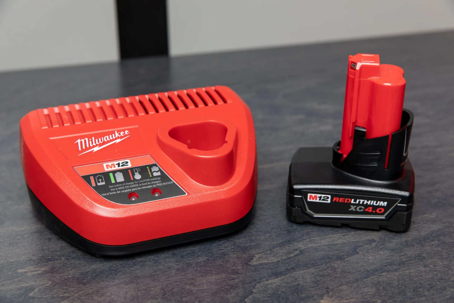 Milwaukee M12™ FUEL™ 3/8" Stubby Impact Wrench 16 Milwaukee M12™ FUEL™ 3/8" Stubby Impact Wrench - Image 16