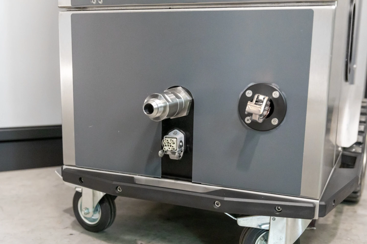 ICS IC 410 S PLUS Dry Ice Cleaning System - PRE-ORDER 5 ICS IC 410 S PLUS Dry Ice Cleaning System - PRE-ORDER - Image 5