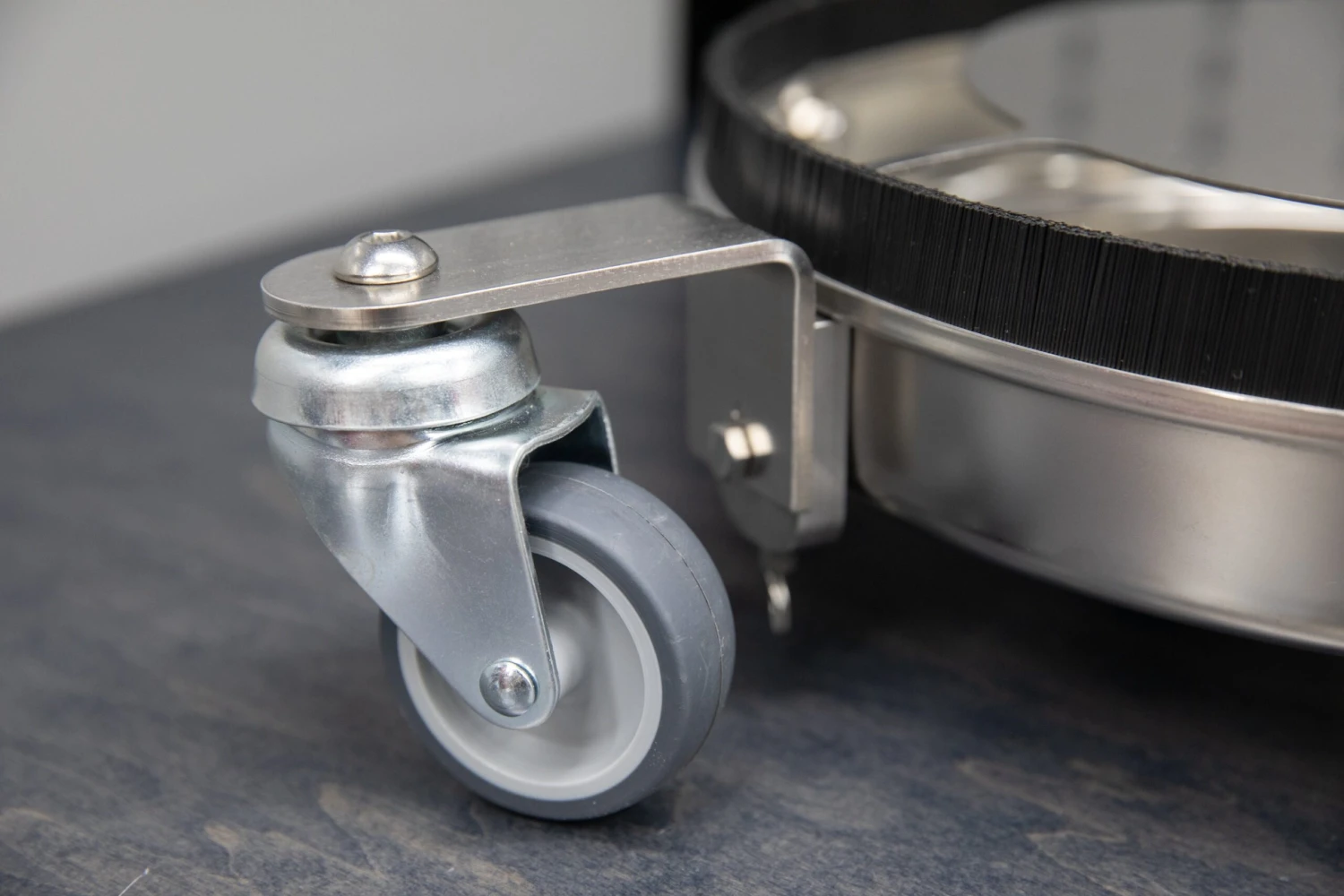 Obsessed Garage Mosmatic Undercarriage And Surface Cleaner 3 Obsessed Garage Mosmatic Undercarriage And Surface Cleaner - Image 3